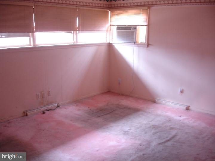 307 Old Farm Road Wyncote, PA 19095 - Photo 11 of 21 Master Bathroom