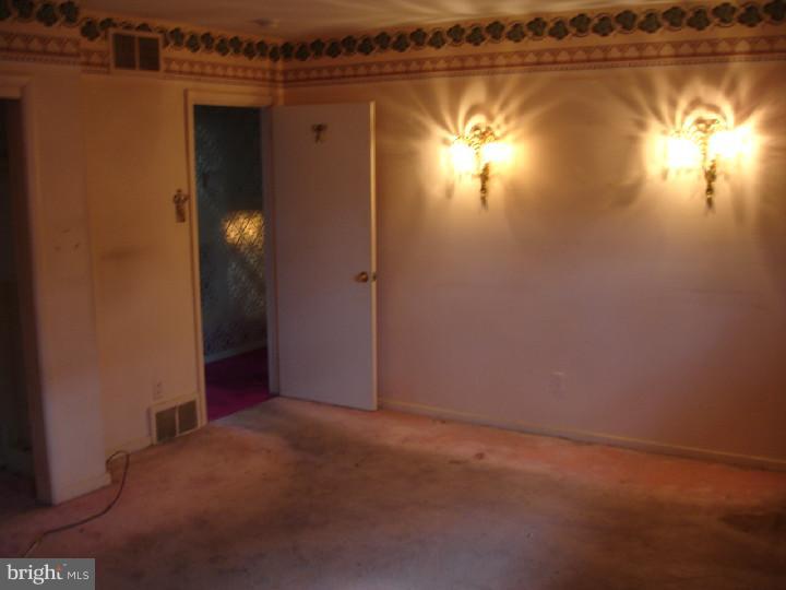 307 Old Farm Road Wyncote, PA 19095 - Photo 13 of 21 Bedroom - Main