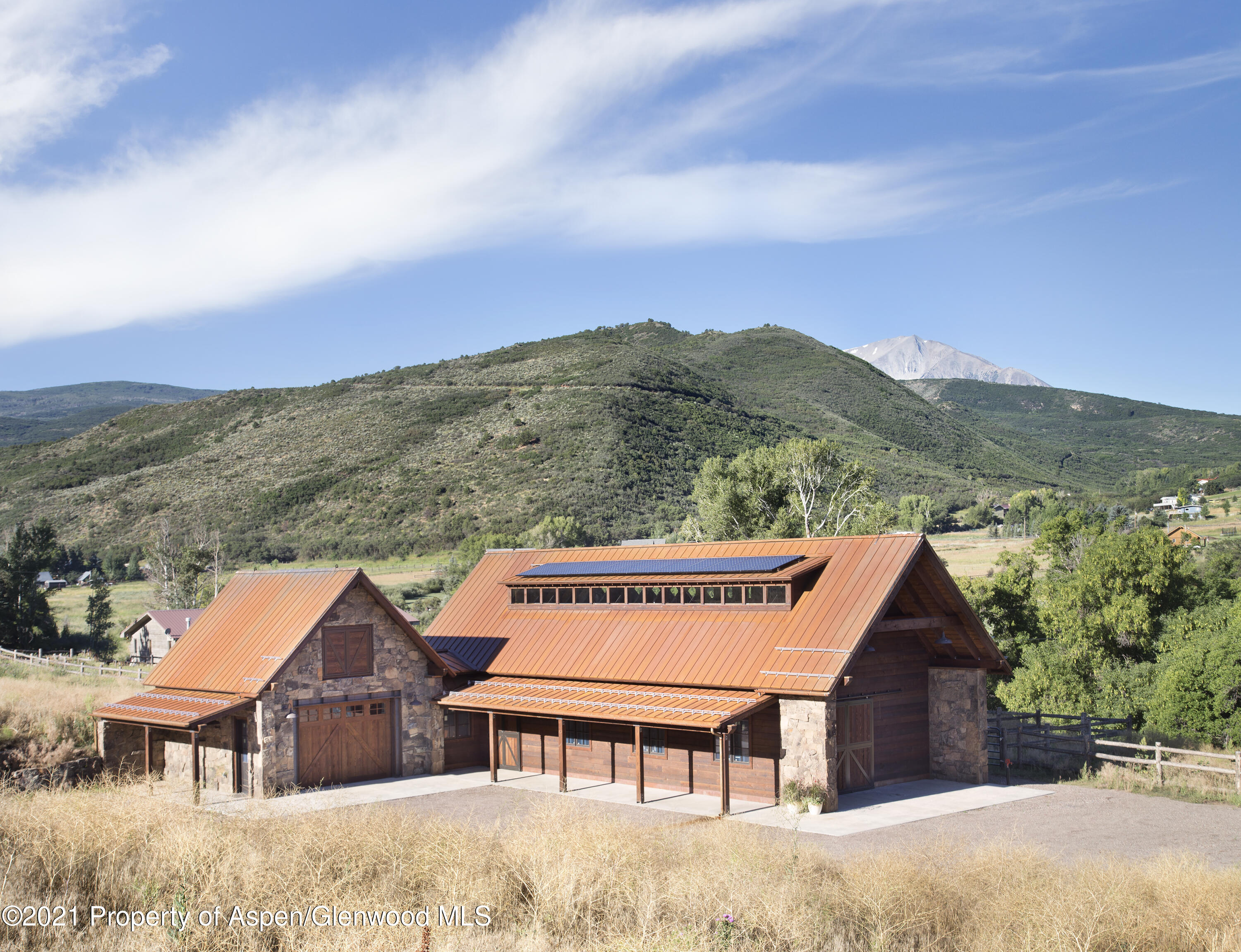 902-904 West Sopris Creek Road Basalt, CO 81621 - Photo 3 of 19 Barn