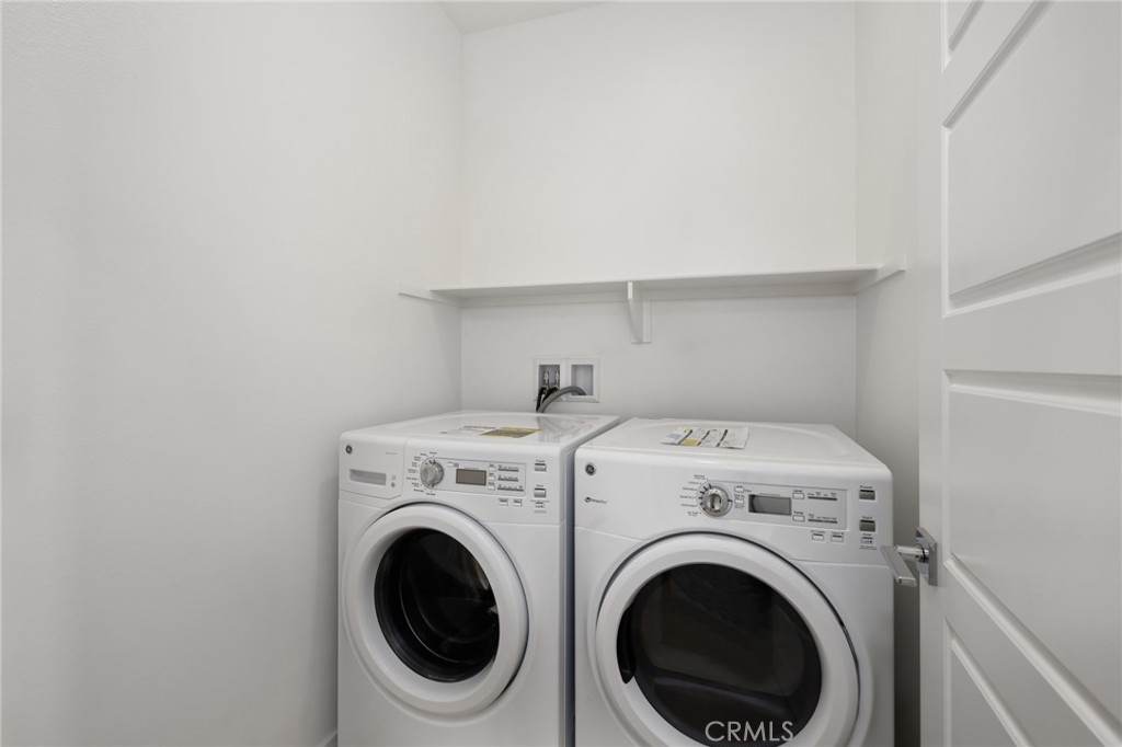 370 Broadway Drive Brea, CA 92821 - Photo 25 of 32 a utility room with dryer and washer