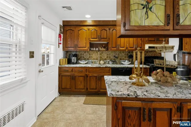 $595,000 | 163 Grove Street, Lodi, NJ 07644