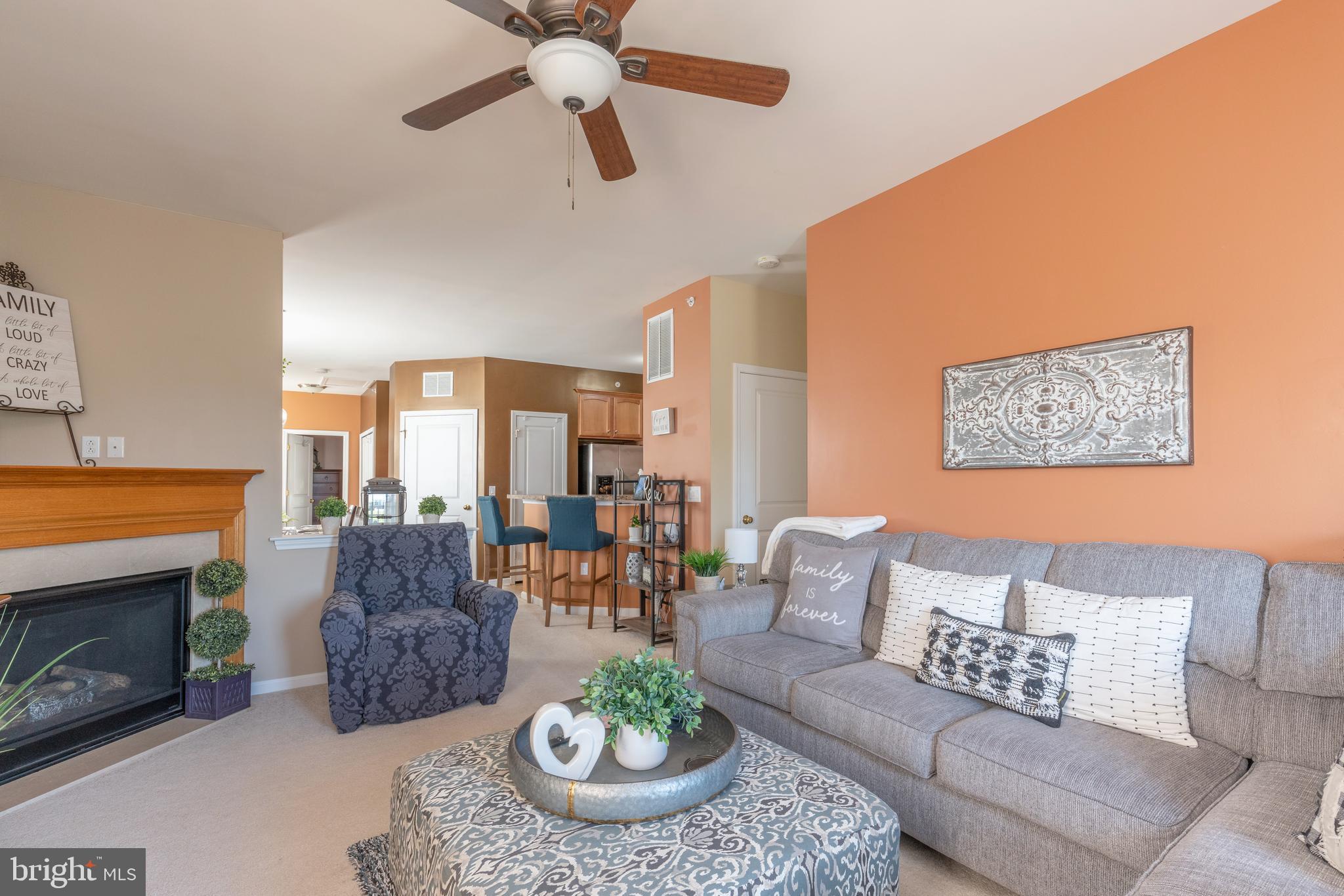 316 Raphael Court Williamstown, NJ 08094 - Photo 2 of 39