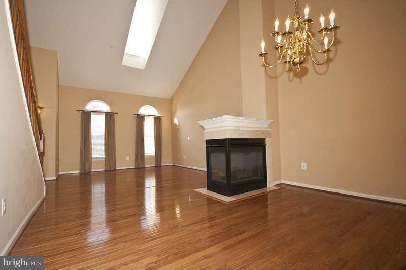 8516 Meadowsweet Road, Unit 8516 Baltimore, MD 21208 - Photo 5 of 22 Dining Room