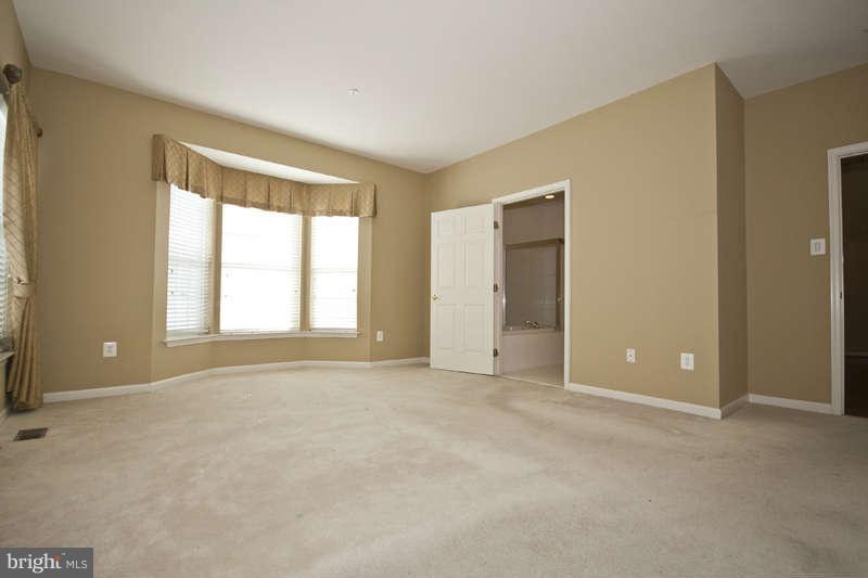 8516 Meadowsweet Road, Unit 8516 Baltimore, MD 21208 - Photo 10 of 22 Bedroom (Master)