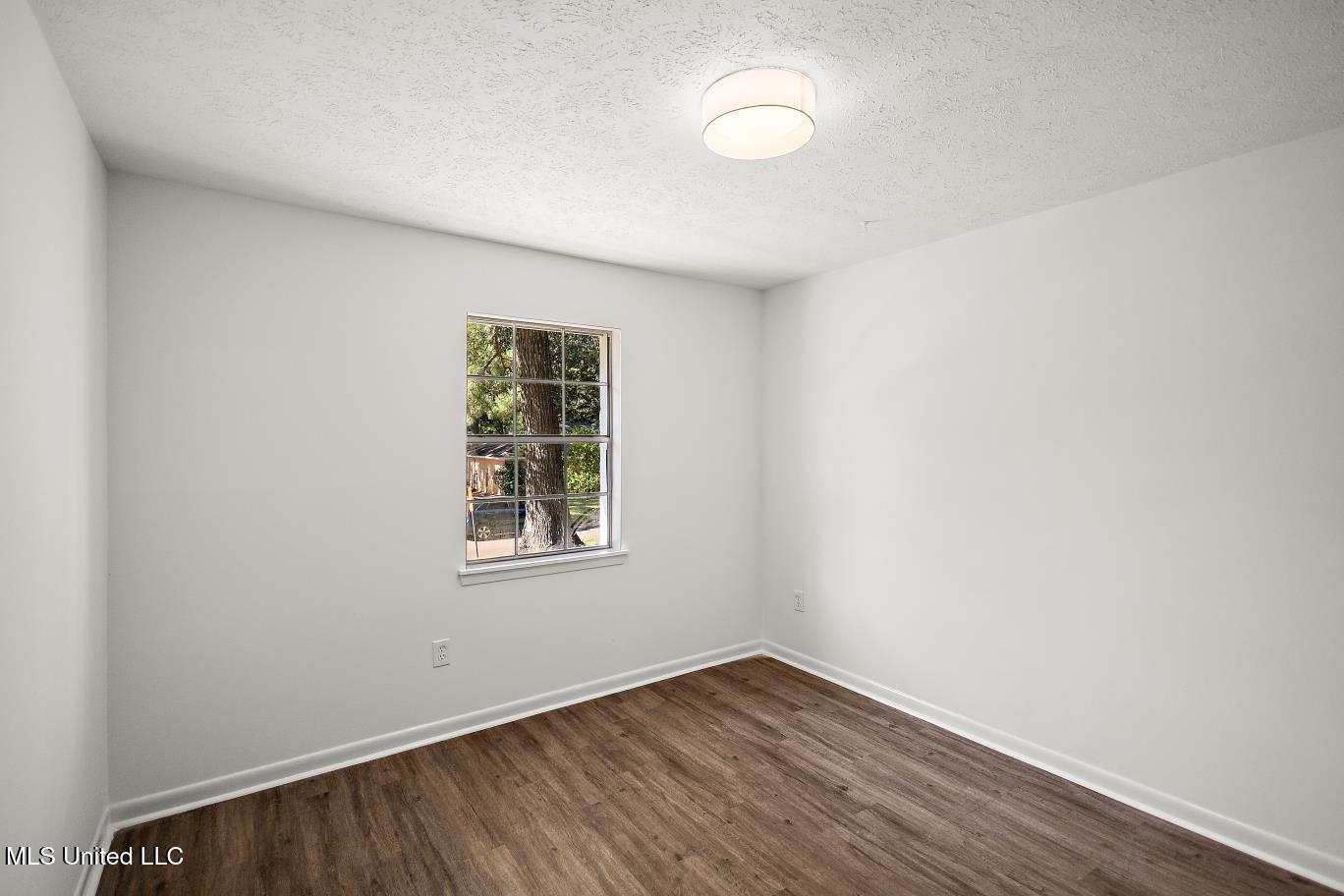 92 Fern Valley Road Brandon, MS 39042 - Photo 21 of 29 IMG_1463