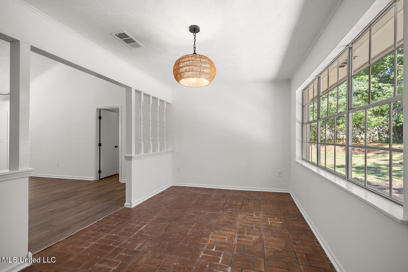 92 Fern Valley Road Brandon, MS 39042 - Photo 10 of 29 IMG_1452