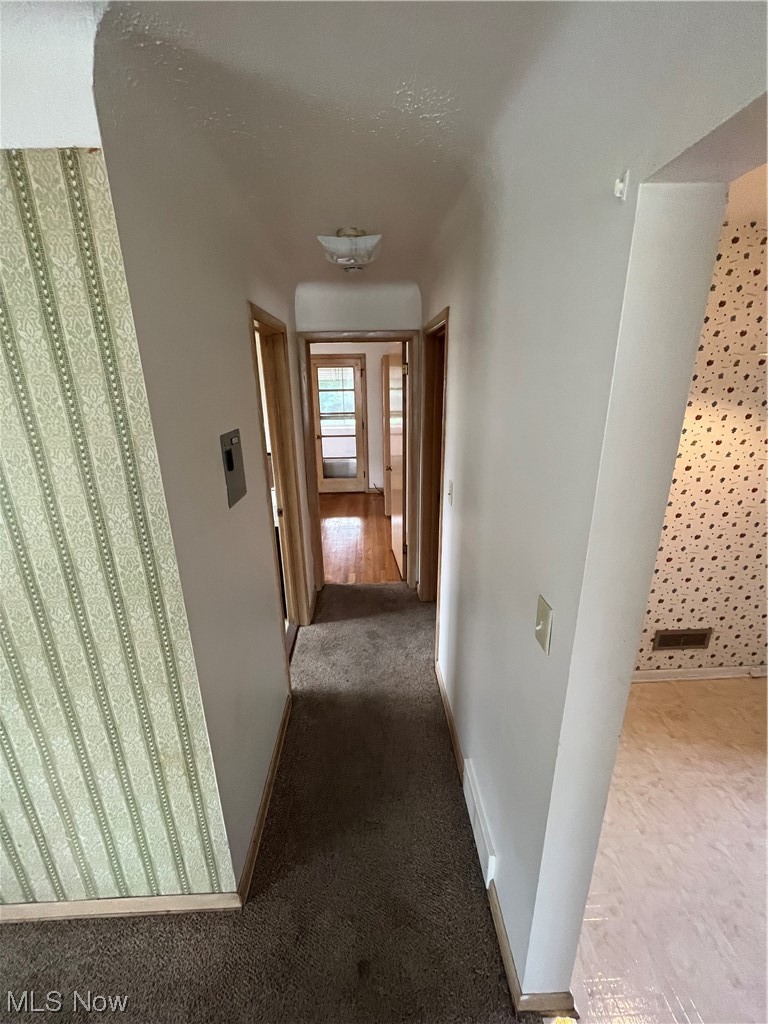3005 Snow Road Cleveland, OH 44134 - Photo 9 of 21