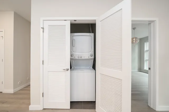 $2,300 | 16 Bennett Street, Unit 504, Jersey City, NJ 07304