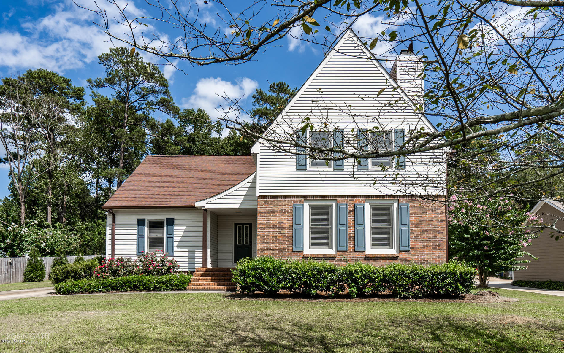 190 Rivoli Landing Macon, GA 31210 - Photo 1 of 32 Front View