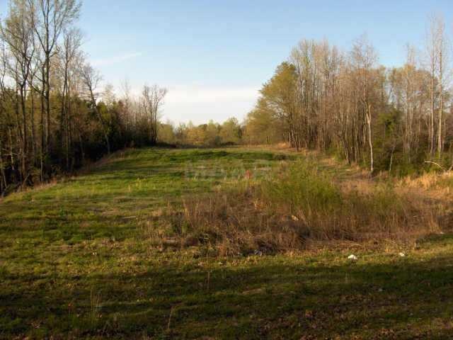 576 West Holmes Road Memphis, TN 38109 - Photo 2 of 3