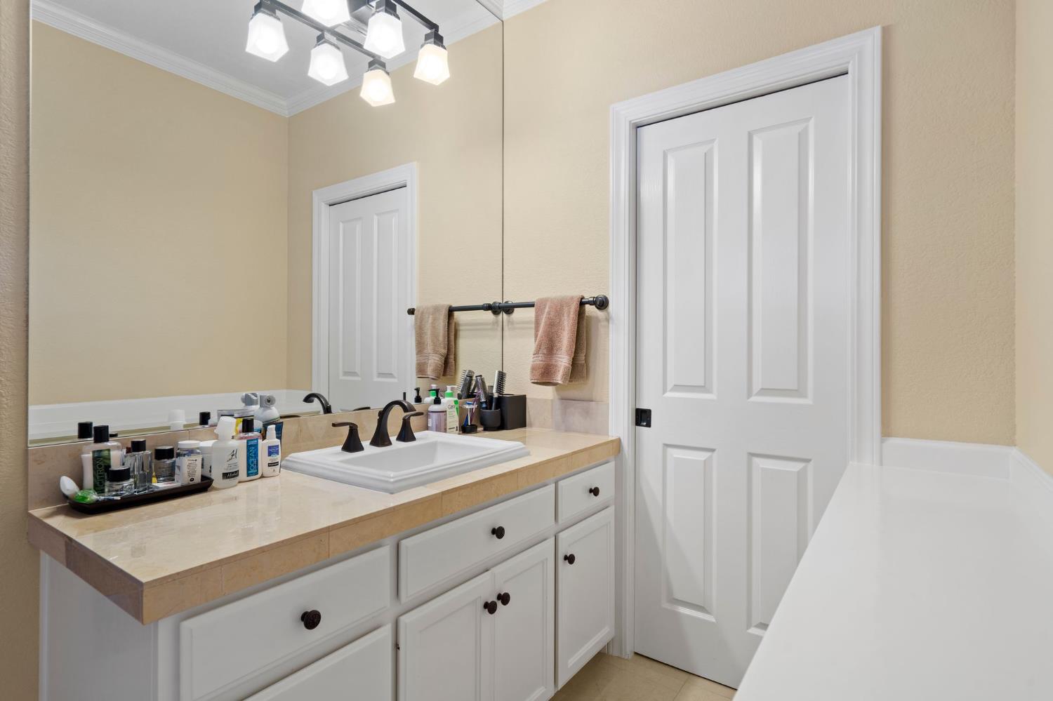 10676 Wilton Road Elk Grove, CA 95624 - Photo 55 of 71