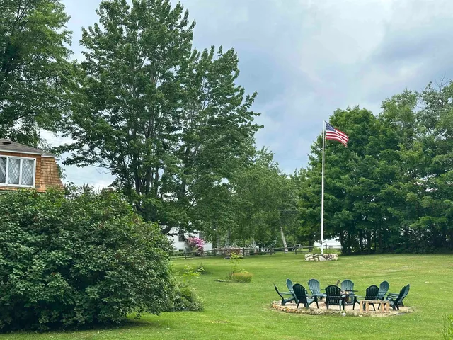 $759,900 | 704 Hillside Avenue, Berlin, NH 03570