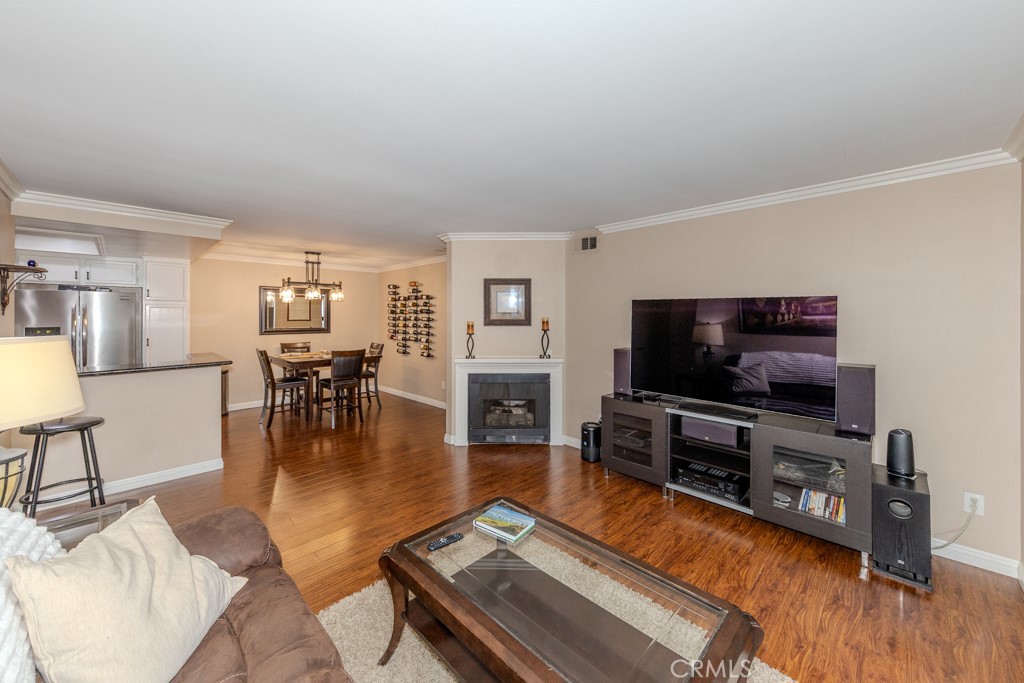 23562 Cambridge Road Yorba Linda, CA 92887 - Photo 4 of 33