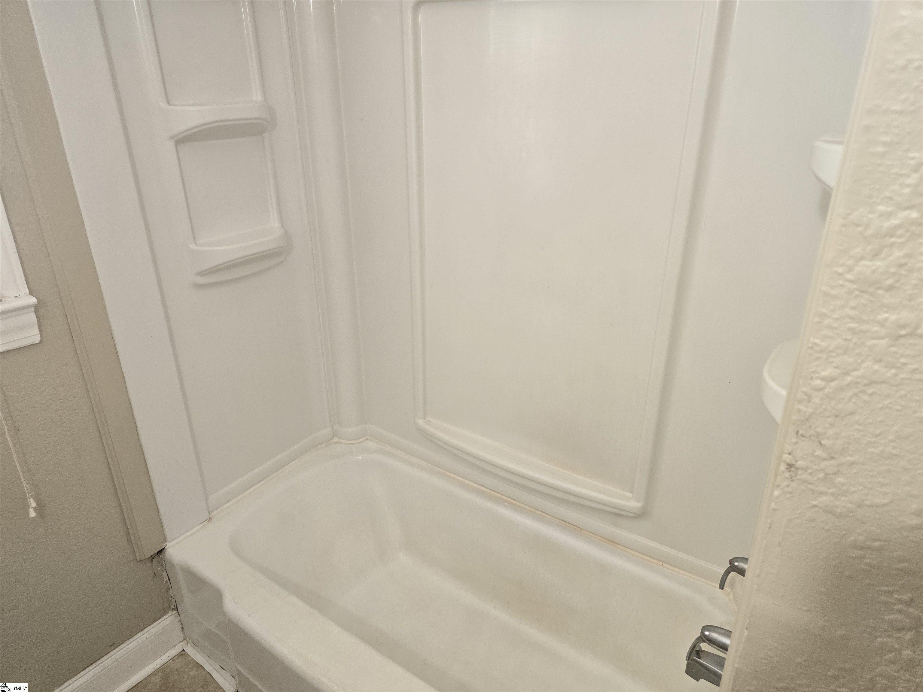 216 Keith Drive Greenville, SC 29607 - Photo 11 of 16