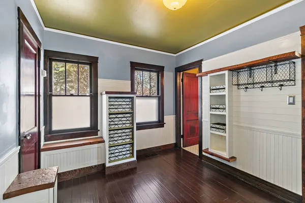 $175,000 | 491 Congdon Avenue, Elgin, IL 60120