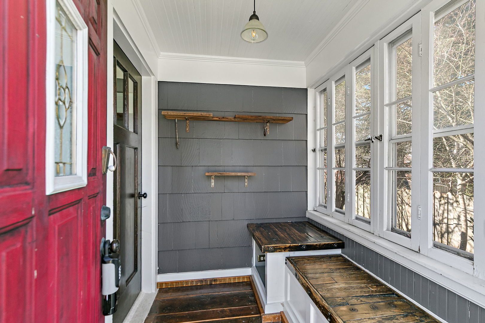 491 Congdon Avenue Elgin, IL 60120 - Photo 2 of 21