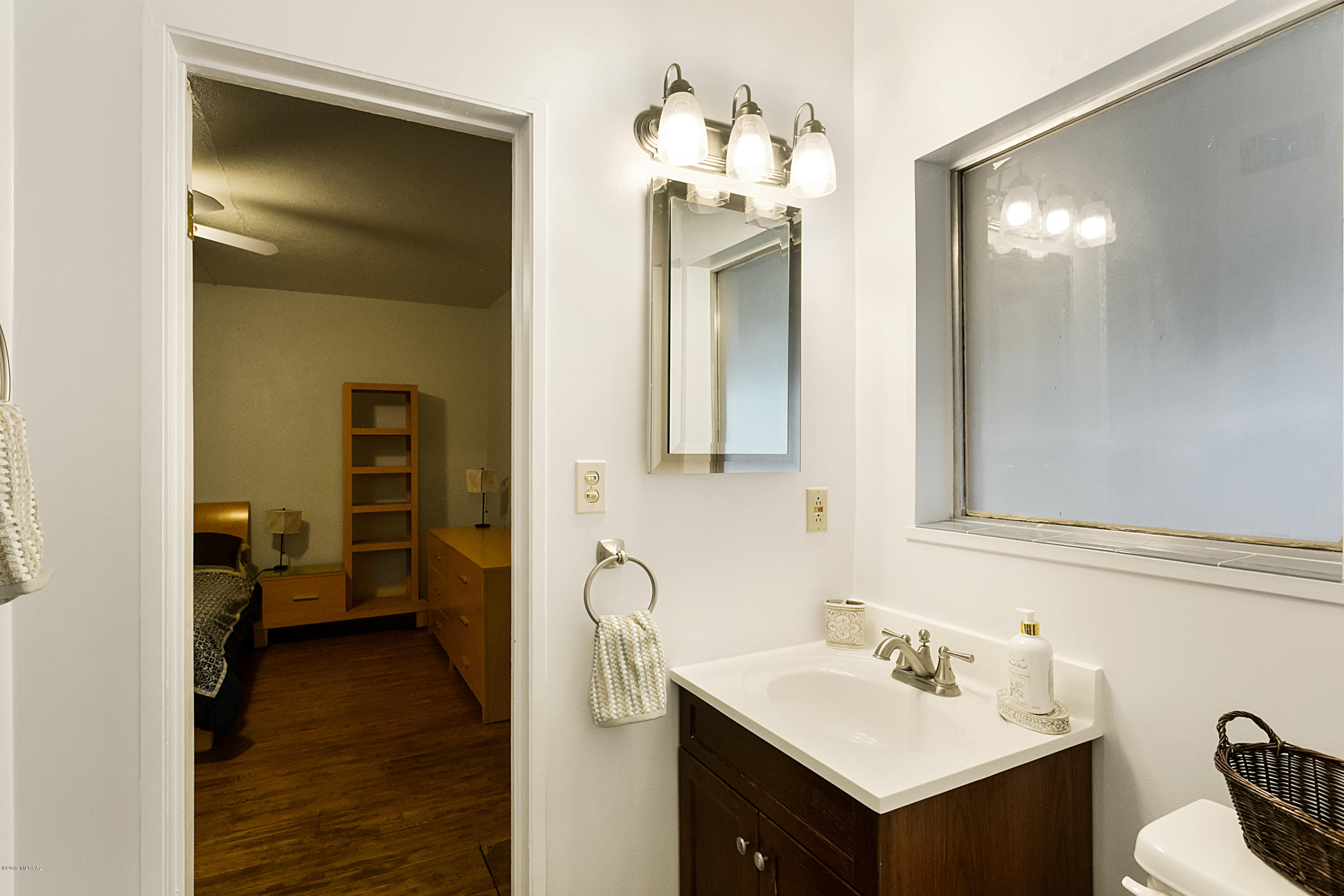 1530 East Spring Street Tucson, AZ 85719 - Photo 12 of 21 Gallery Image 12