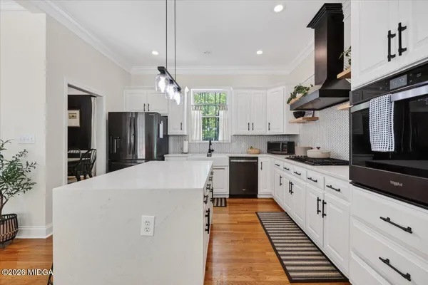 $625,000 | 117 Island View Drive, Lizella, GA 31052