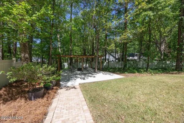$625,000 | 117 Island View Drive, Lizella, GA 31052