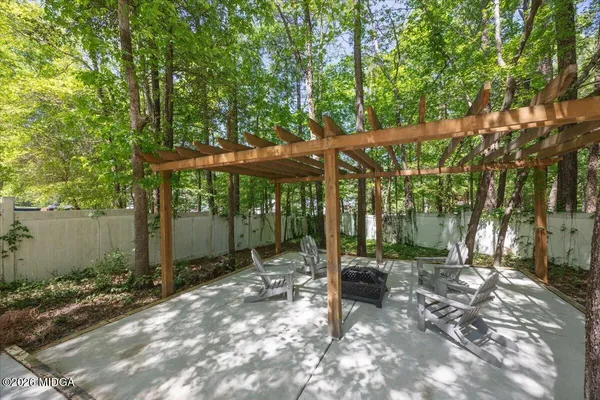 $625,000 | 117 Island View Drive, Lizella, GA 31052