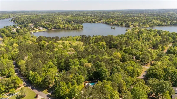 $625,000 | 117 Island View Drive, Lizella, GA 31052