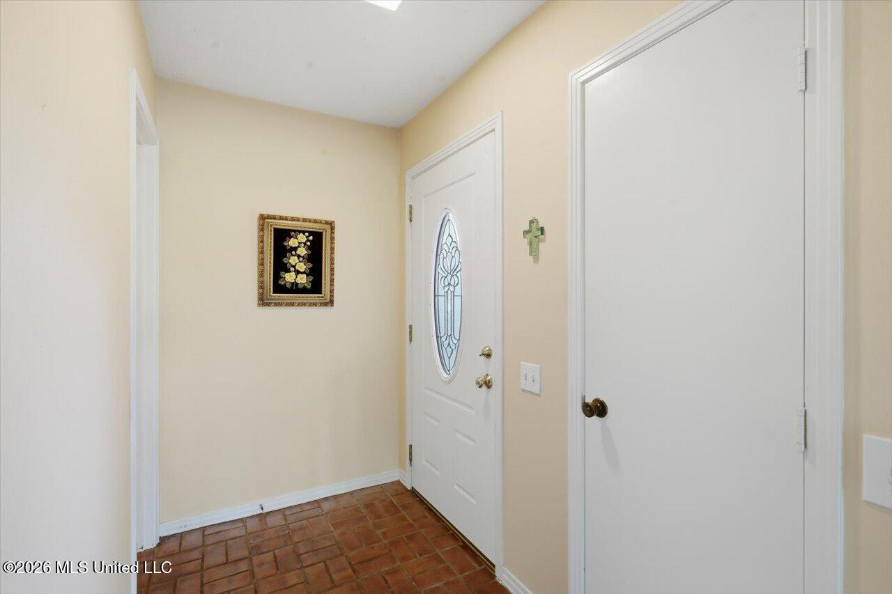 48 Roundtree Circle Brandon, MS 39042 - Photo 8 of 42 08-48 Roundtree Circle _ Hometoursms.com