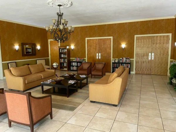 $1,300 | 770 Lori Drive, Unit 257, Palm Springs, FL 33461