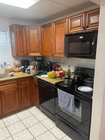 $1,300 | 770 Lori Drive, Unit 257, Palm Springs, FL 33461