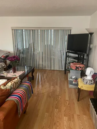 $1,300 | 770 Lori Drive, Unit 257, Palm Springs, FL 33461