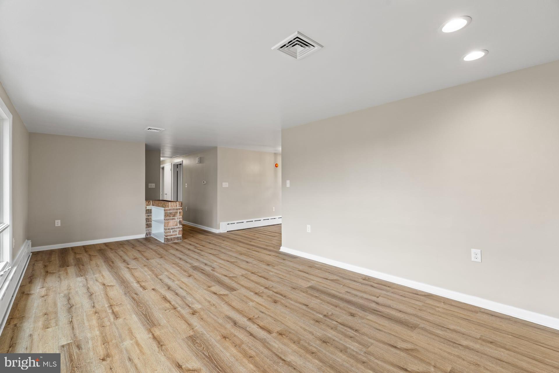 144 Palmyra Road Palmyra, PA 17078 - Photo 12 of 27 Open living area