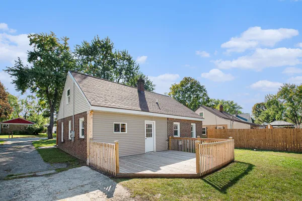 $239,900 | 4662 Tolland Avenue, Holt, MI 48842