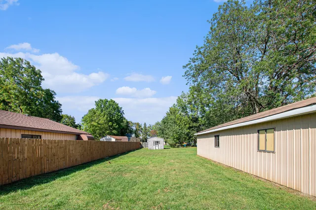 $247,900 | 4662 Tolland Avenue, Holt, MI 48842