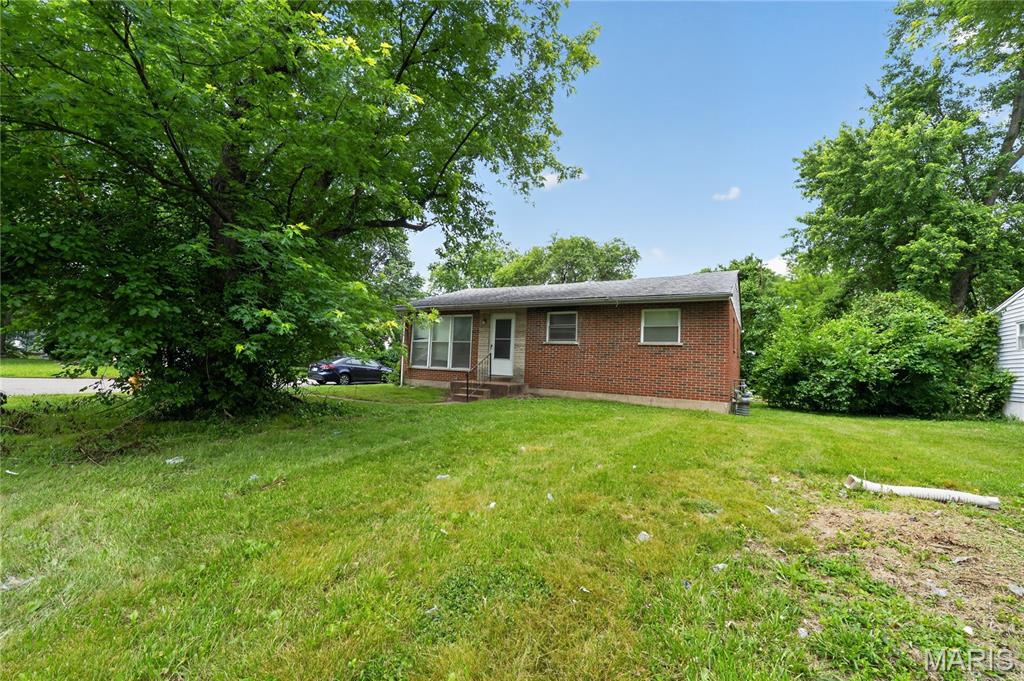 11617 Larimore Road St. Louis, MO 63138 - Photo 5 of 31