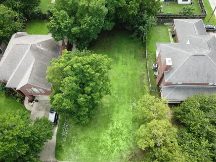$450,000 | 1117 Mulberry Lane, Bellaire, TX 77401