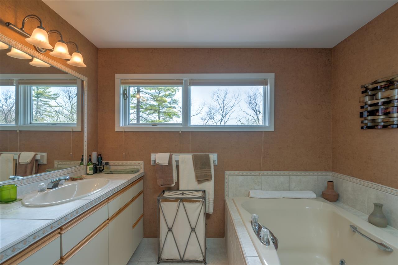 7753 East Shore Road Traverse City, MI 49686 - Photo 27 of 82 1844922-26.JPG