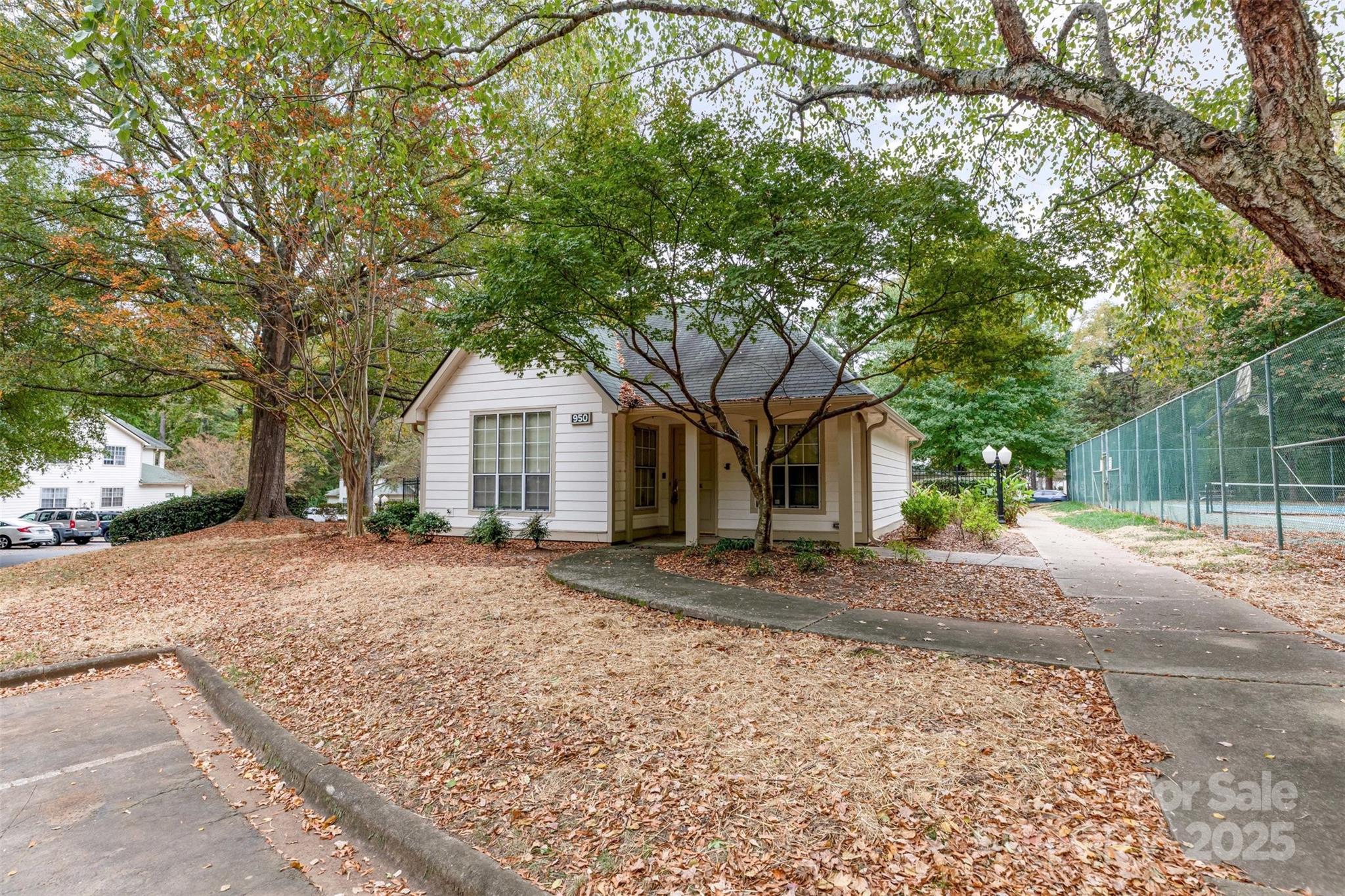 1021 Churchill Downs Court, Unit G Charlotte, NC 28211 - Photo 33 of 37