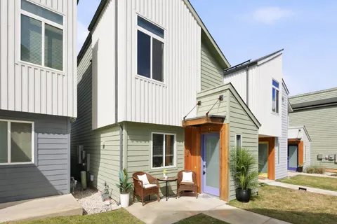 $385,000 | 814 North Bluff Drive, Unit 74, Austin, TX 78745