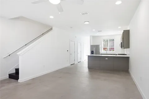 $385,000 | 814 North Bluff Drive, Unit 74, Austin, TX 78745