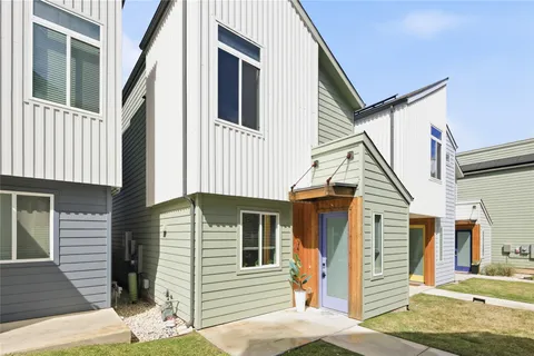 $385,000 | 814 North Bluff Drive, Unit 74, Austin, TX 78745