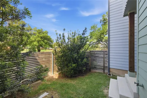 $385,000 | 814 North Bluff Drive, Unit 74, Austin, TX 78745