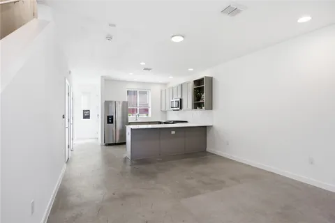 $385,000 | 814 North Bluff Drive, Unit 74, Austin, TX 78745
