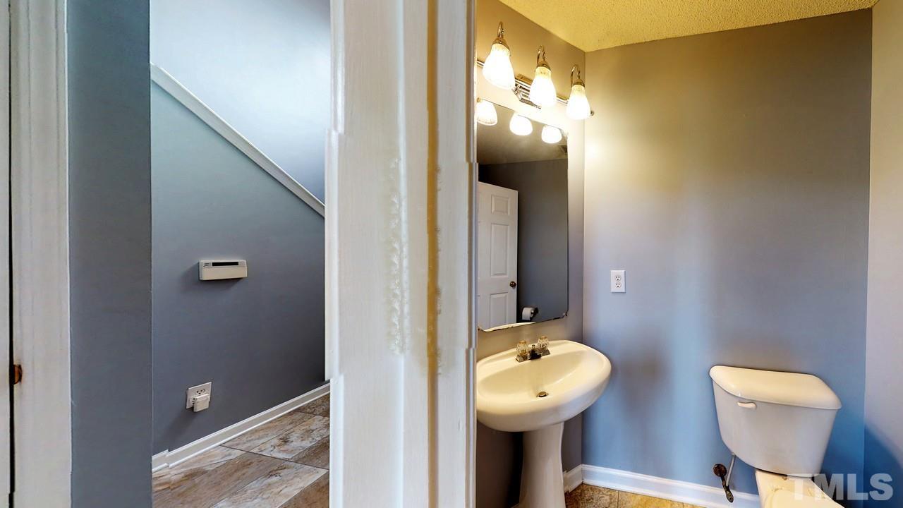 4469 Cardinal Grove Boulevard Raleigh, NC 27616 - Photo 7 of 28