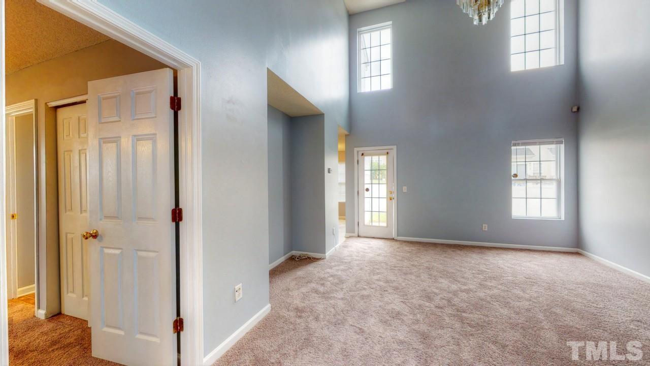 4469 Cardinal Grove Boulevard Raleigh, NC 27616 - Photo 8 of 28