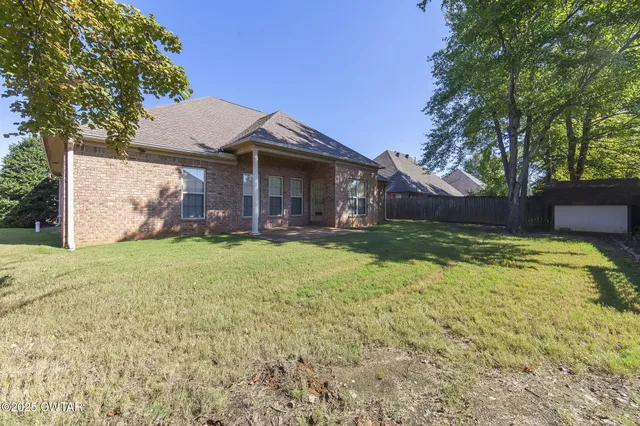 $339,900 | 18 Cedar Crest Cove, Jackson, TN 38305