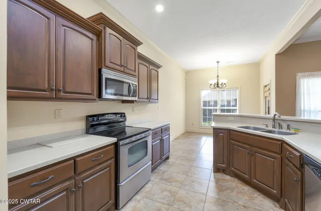 $339,900 | 18 Cedar Crest Cove, Jackson, TN 38305