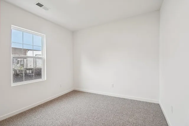 $319,990 | 6507 Juniper Drive, Wonder Lake, IL 60097