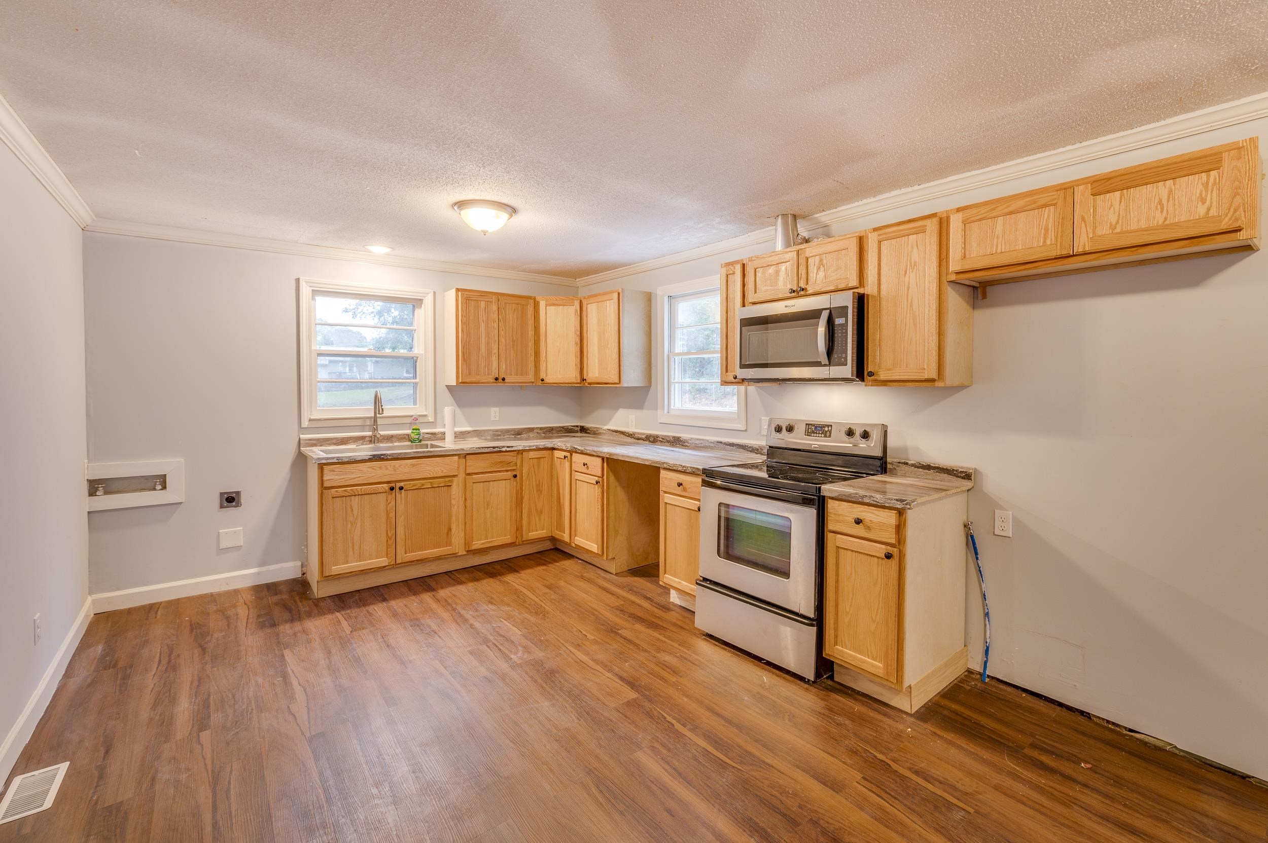 42 Bishop Street Inman, SC 29349 - Photo 8 of 29