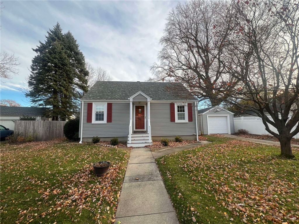 30 Hampshire Road Cranston, RI 02910 - Photo 3 of 20 Gallery Image 3
