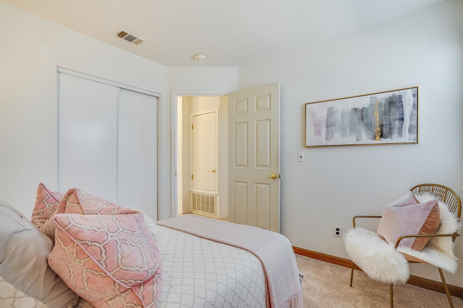 1561 Spring Court Tracy, CA 95376 - Photo 22 of 33 Gallery Image 22