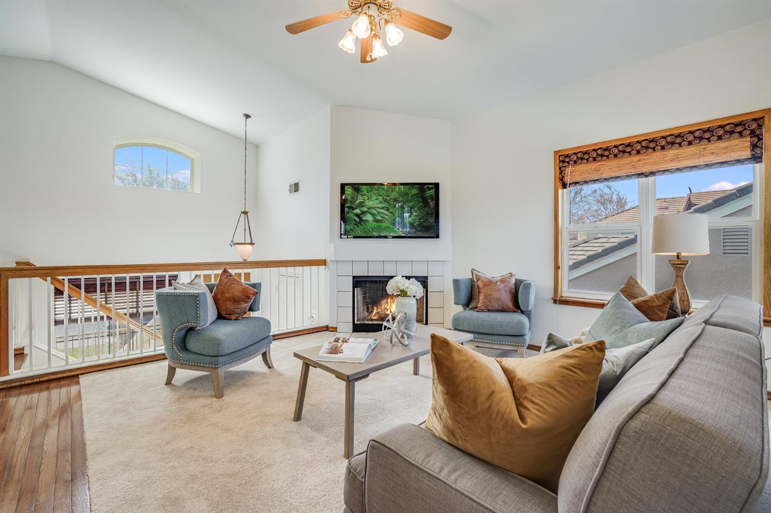 1561 Spring Court Tracy, CA 95376 - Photo 6 of 33 Gallery Image 6
